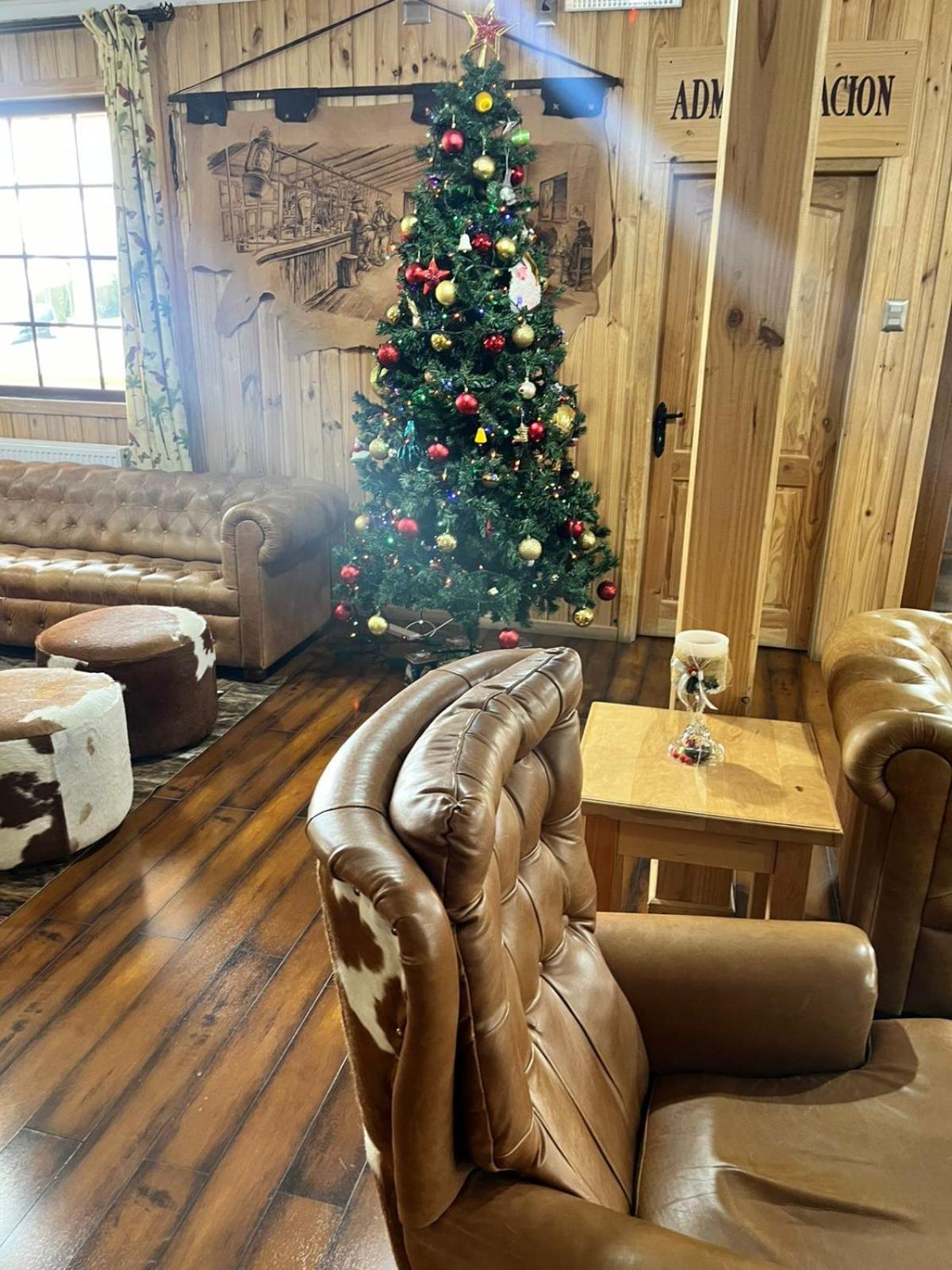 Cerro Castillo Hotel Estancia El Ovejero Patagonico מראה חיצוני תמונה